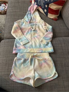 btween Pastel Tie-Dye Hoodie & Shorts Set - Blue, Pink, Yellow